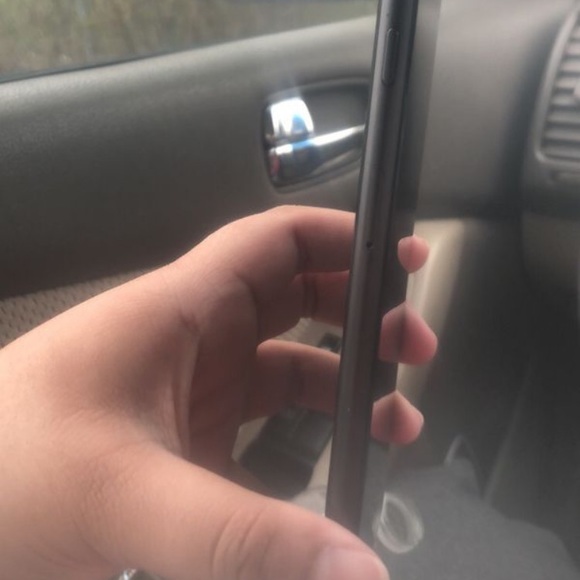 iPhone 8 Plus - Picture 5 of 5